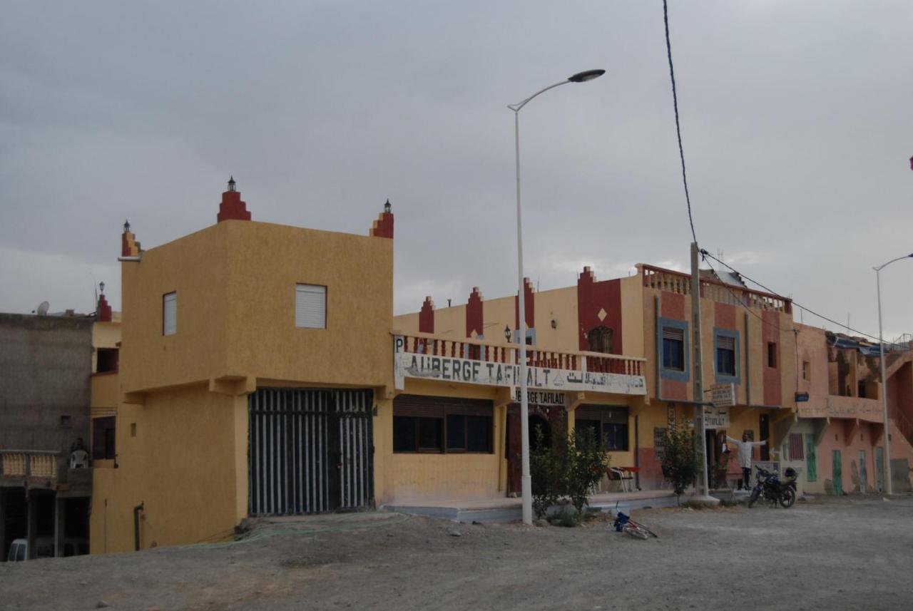 Auberge Tafilalt Bouzmou Bouzmou Imilchil Exterior foto